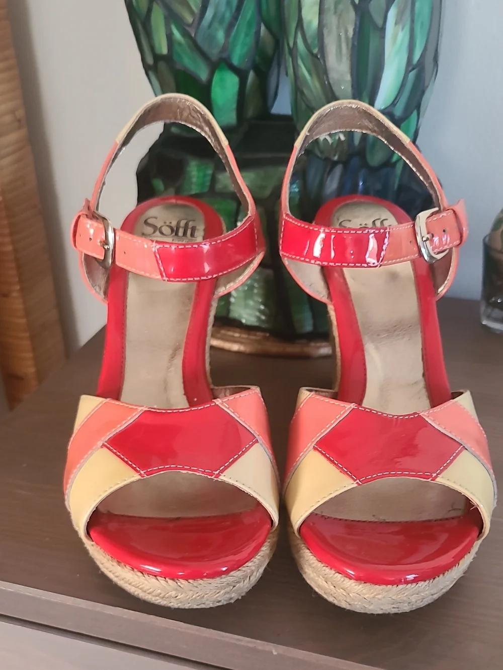 Söfft Patent Leather Red Orange & Beige Colorblock Espadrille Wedges Size 9.5